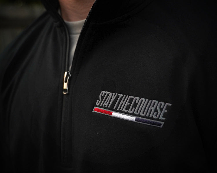 Align Performance Quarter Zip / Black Close