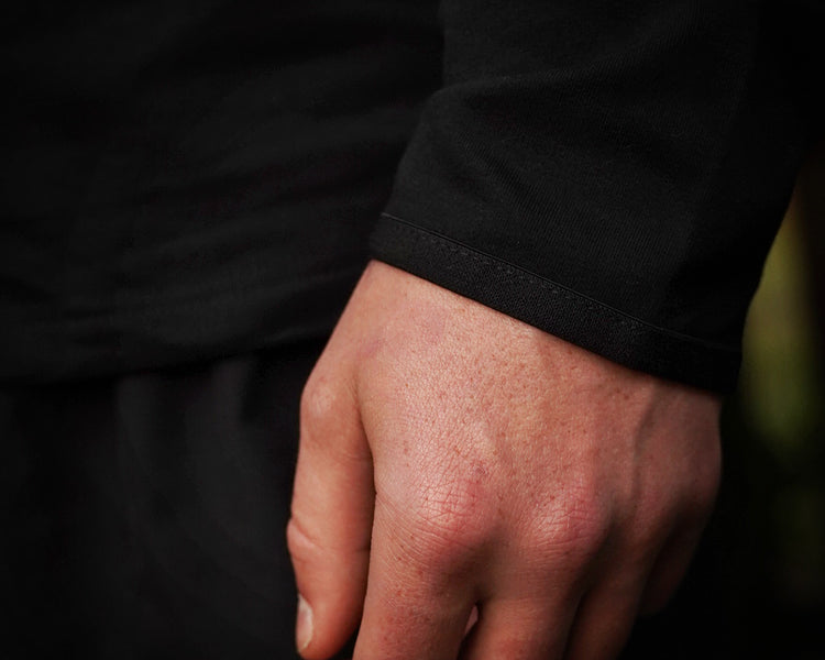 Align Performance Quarter Zip / Black Sleeve