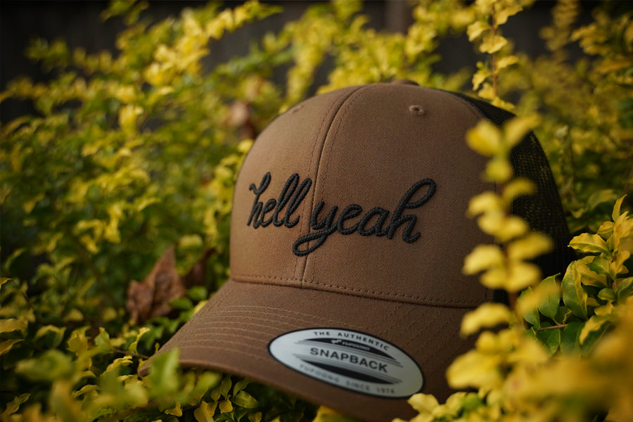 Hell Yeah Trucker Hat / Coyote foliage