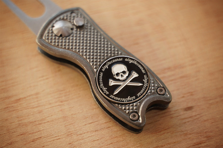 Switchblade Divot Tool w/ Ball Marker - Gun Metal Gray 1