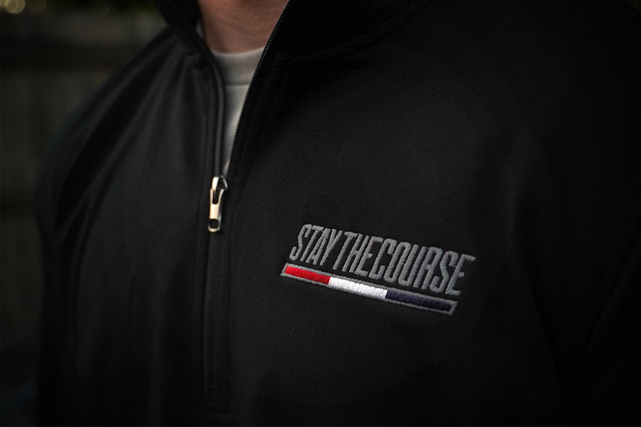 Align Performance Quarter Zip / Black Close