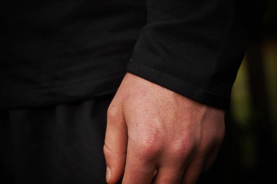 Align Performance Quarter Zip / Black Sleeve